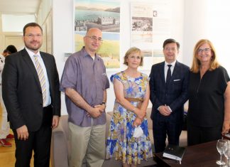 OTVORENA IZLOŽBA ARHITEKTI IZ ČEŠKE I POČECI TURIZMA NA HRVATSKOM JADRANU