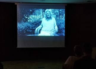 U Napretkovom kulturnom centru prikazan film “Ona, teatar”