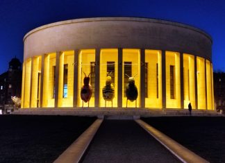 Članovi Napretka posjetili izložbu Slavka Kopača u Meštrovićevom paviljonu