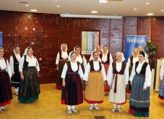 Koncert u Napretku uz božićne pjesme i hrvatske narodne plesove