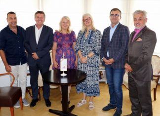 Veleposlanica Bosne i Hercegovine NJ.E. Elma Kovačević – Bajtal posjetila je Napretkov kulturni centar u Zagrebu