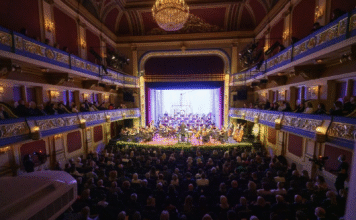 Napretkov božićni koncert: susret glazbe, povijesti i identiteta